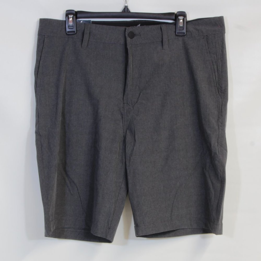 Atlantis Men's Charcoal Heather Hybrid Weather gear Golf Shorts